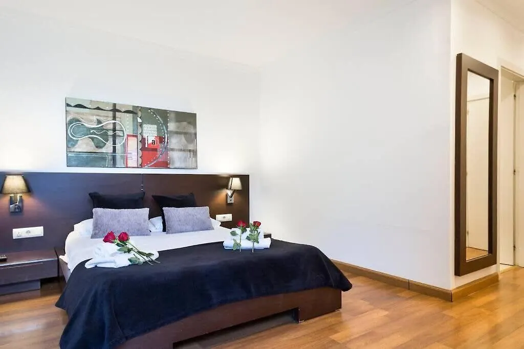 Central And Elegant 4 Bedroom By Placa Catalunya Βαρκελώνη 0*,
